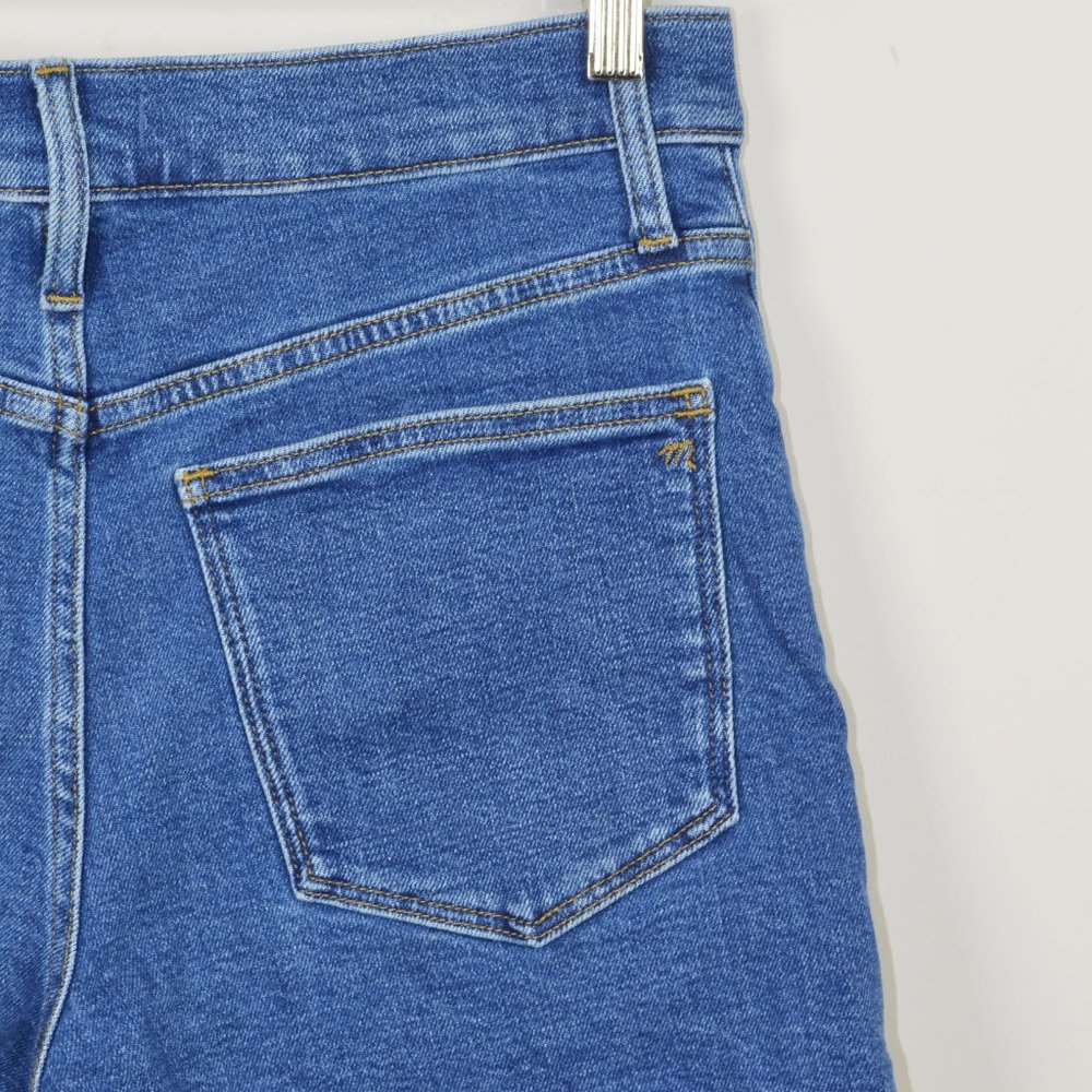Madewell High-Rise Denim Shorts in Auckland Wash - Picture 6 of 9
